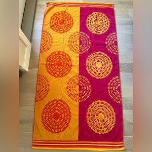 100% Egyptian Cotton Beach Towel